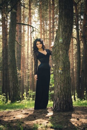 Черное облегающие платье невесты