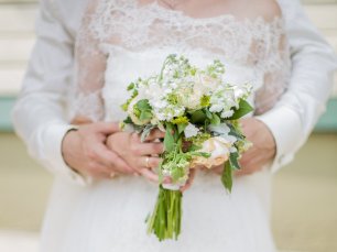 Белый свадебный букет