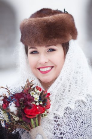 Зимний образ невесты