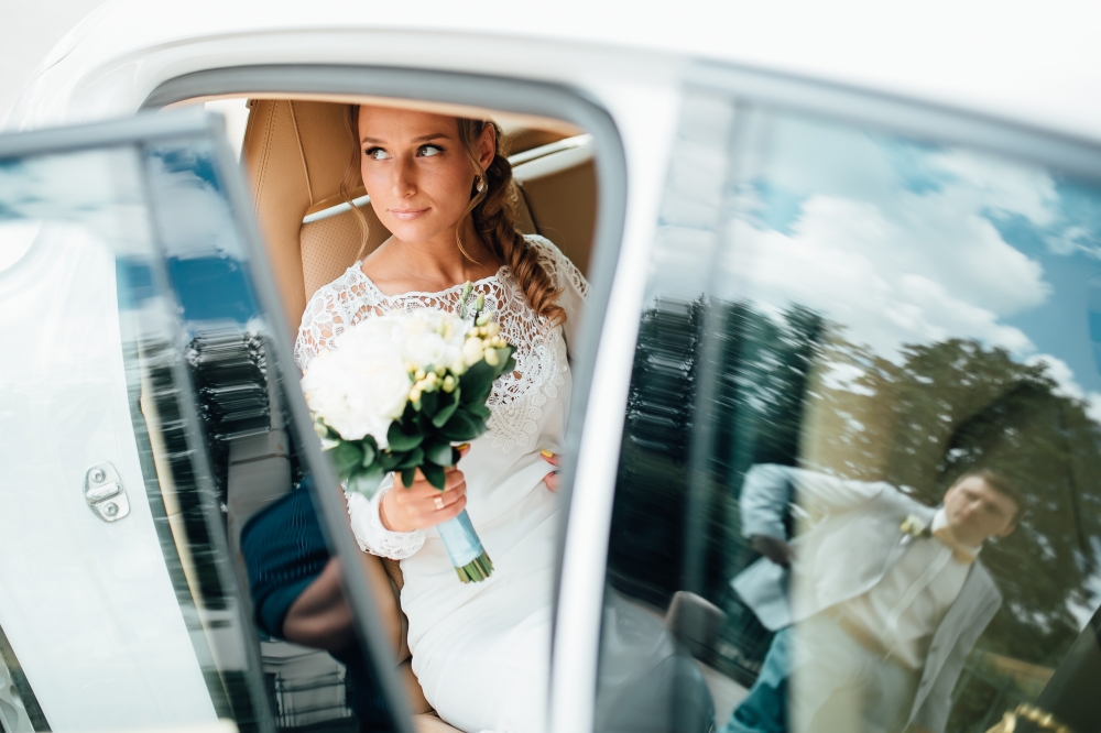 Невеста и отражения жениха
