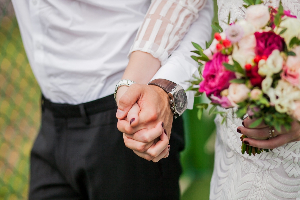 руки молодых