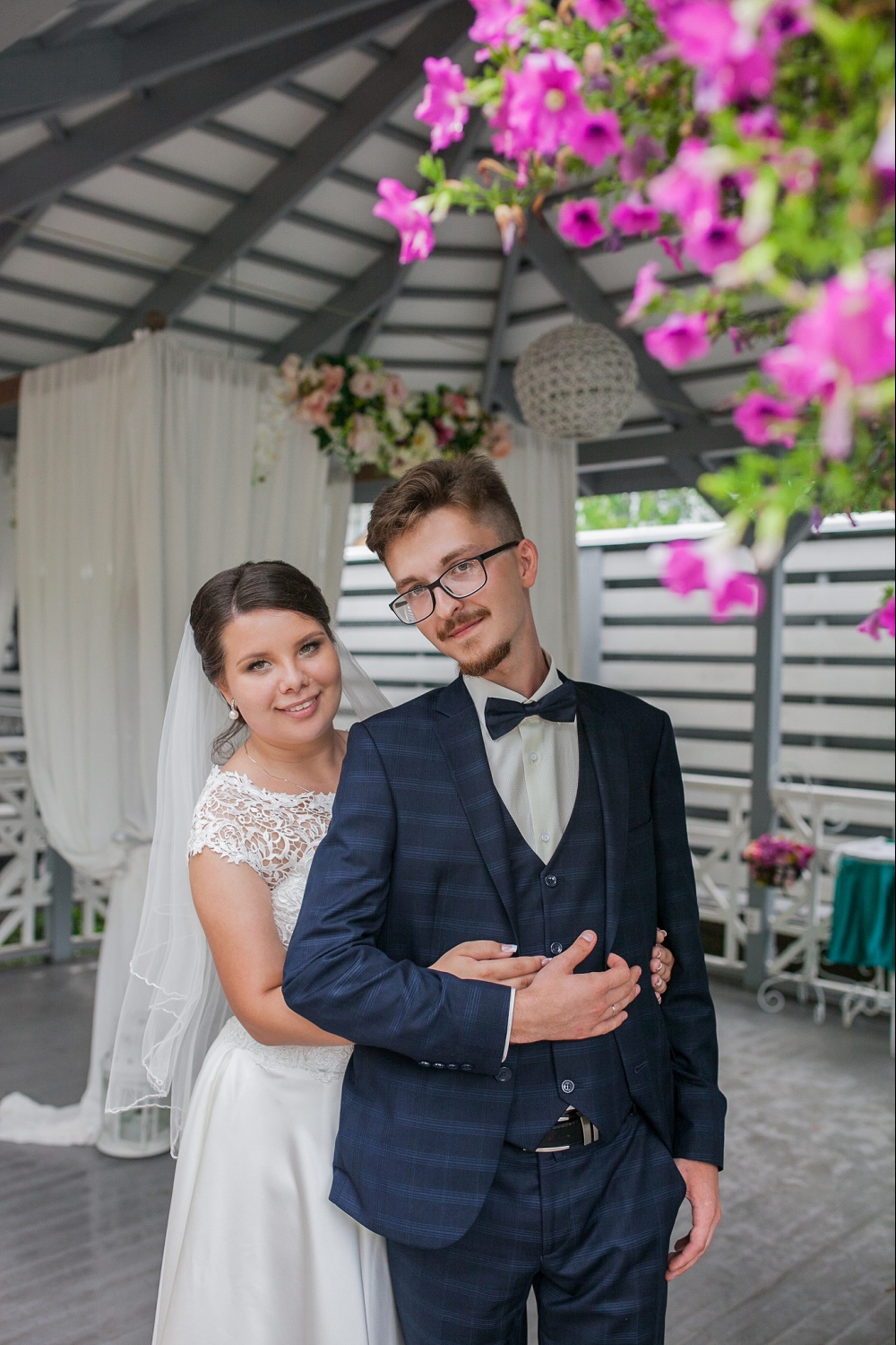 цвета молодые