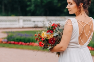 Свадебный букет с маками