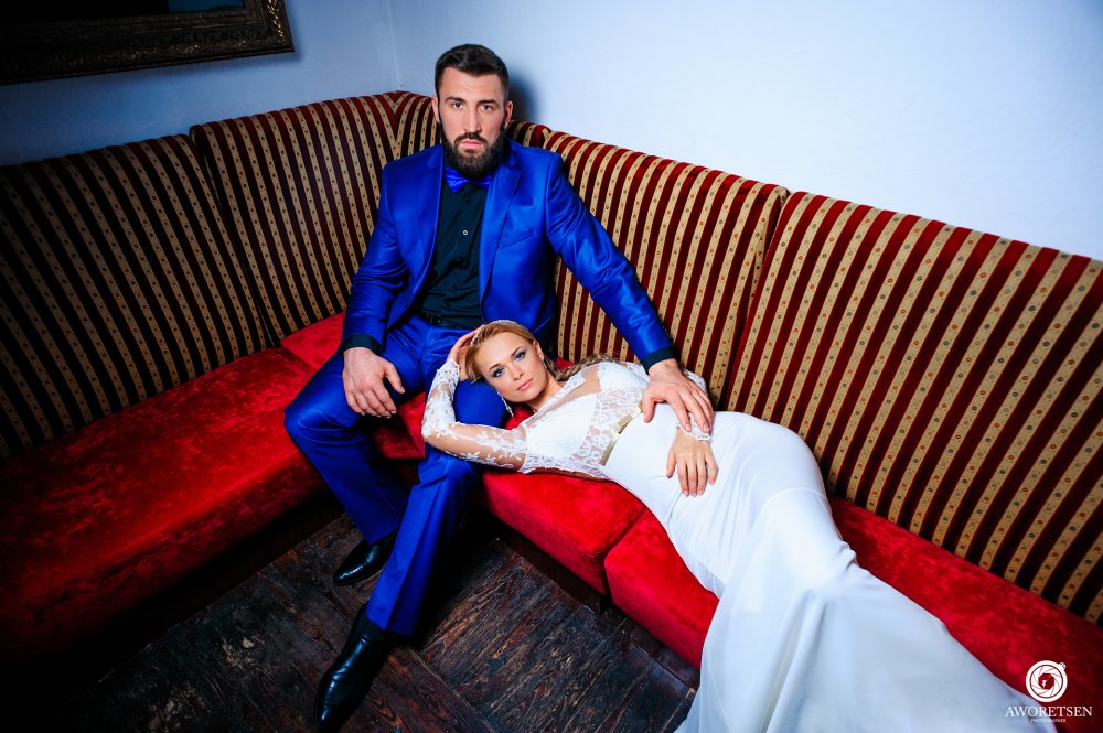 Съемки для магазина мужской одежды LION
vk.com/lionvlg
Фотограф: Нестерова Елена
vk.com/aworetsen34
Ресторан: News Pub 
www.newspub.ru
Платье и украшения невесты: СВАДЬБА.RU
vk.com/club44911164 
Букет невесты: Chou-Chou
www.chouchou-vlg.ru