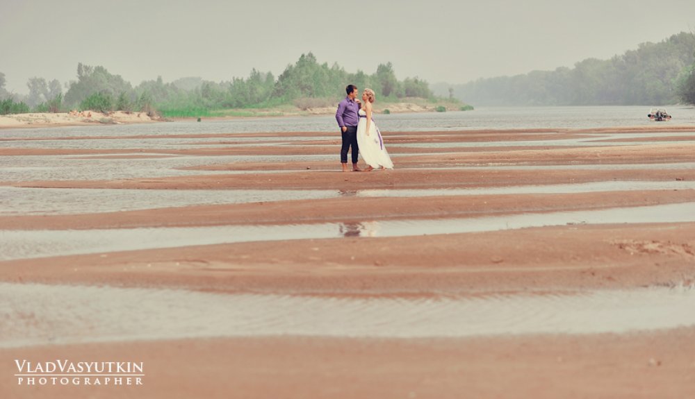 фотограф Влад Васюткин
http://vkontakte.ru/club11126050
www.photo63.su