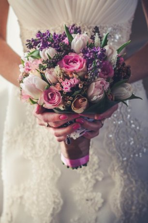 Розовый свадебный букет