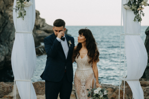 Эмоции на берегу моря