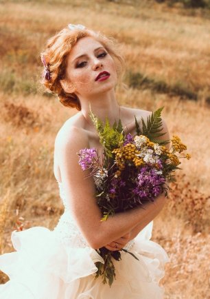 Букет невесты из полевых цветов