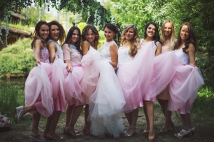 Подружки невесты