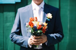 Коралловый букет невесты