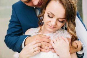 Коричневый свадебный макияж невесты