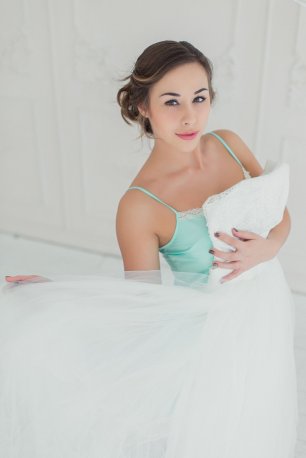 Примерка свадебного платья