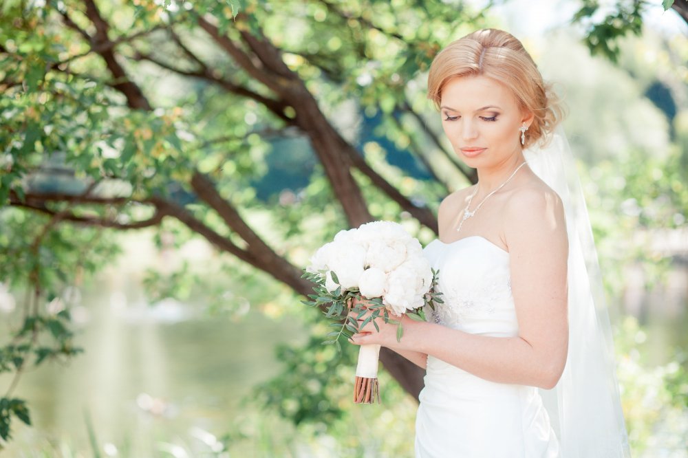 Прекрасная июльская невеста