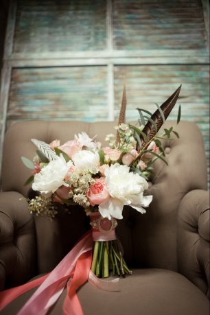 Букет с перьями в стиле Бохо