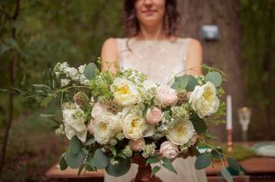 Растрепанный букет невесты