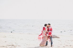 Прогулка по песчаному пляжу