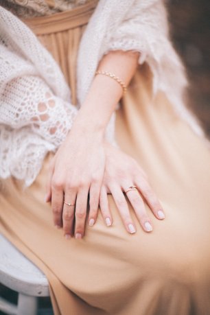 Скромные украшения невесты