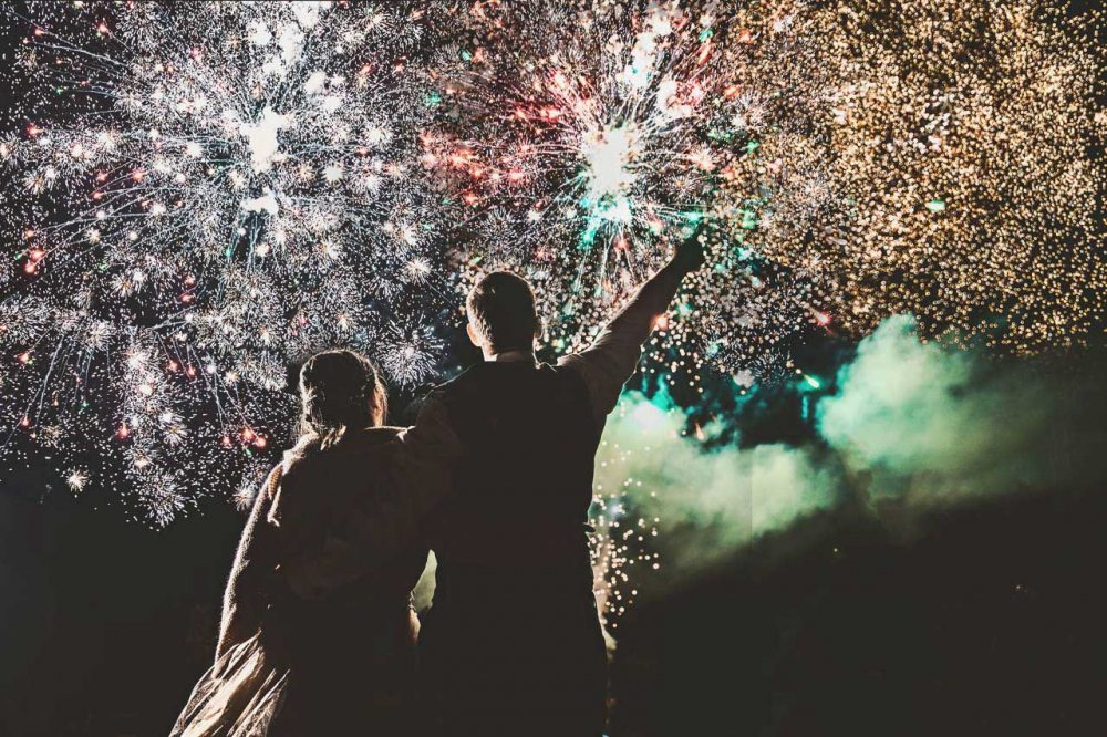 завершение дня, фейерверк