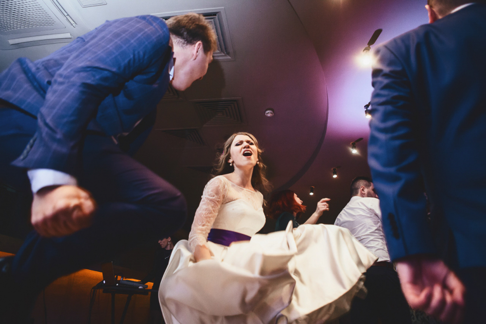 свадебный банкет, танцы