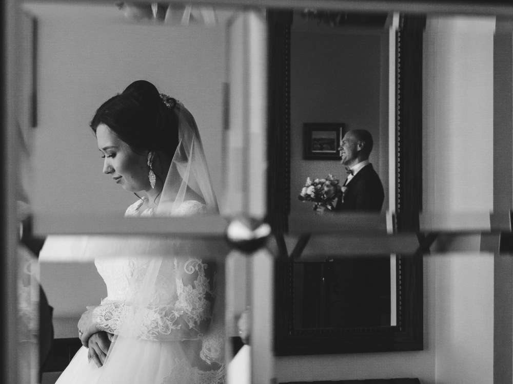 встреча молодоженов, сборы в отеле