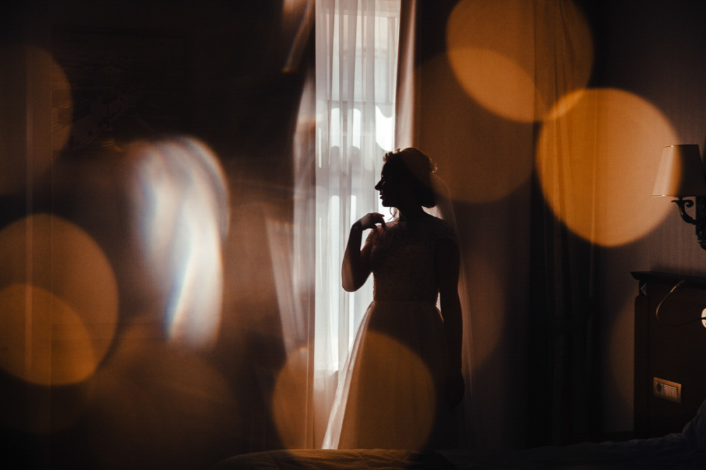 портрет невесты, сборы невесты, сборы в отеле