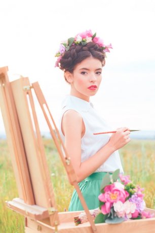 Фотосессия невесты в поле