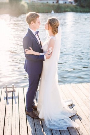 Фотосессия на закате у воды