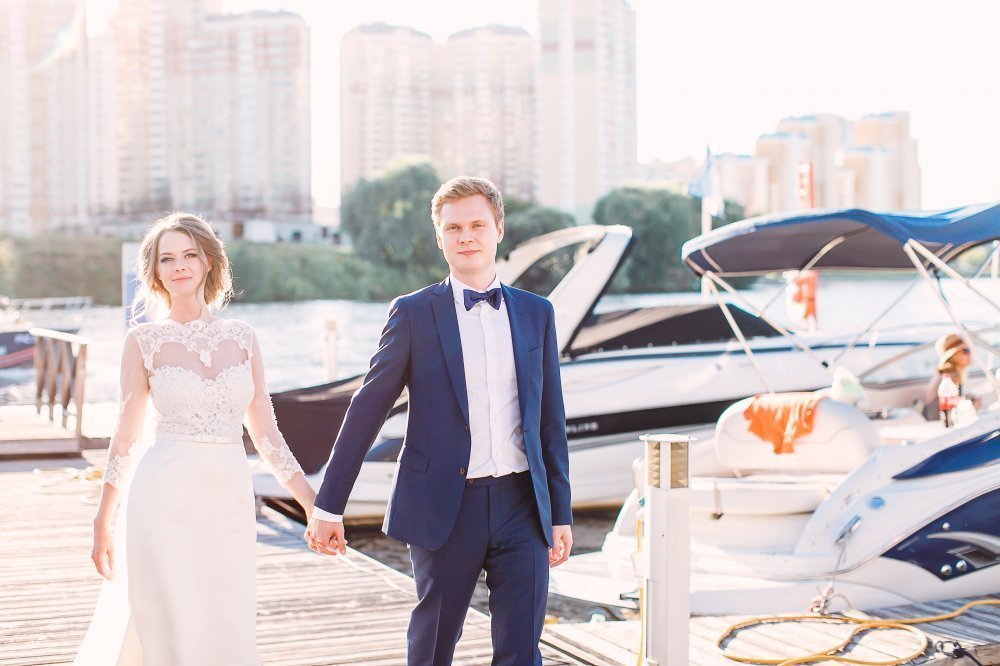 Фотосессия на закате в яхт-клубе