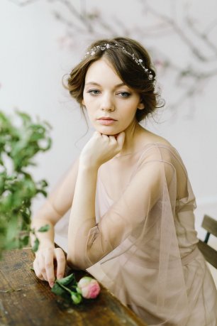 Задумчивый образ невесты