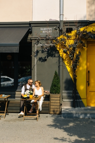 Свадебная фотосессия на летней веранде