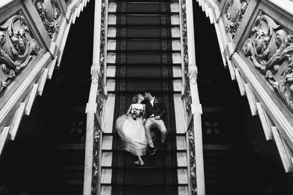 поцелуй после регистрации