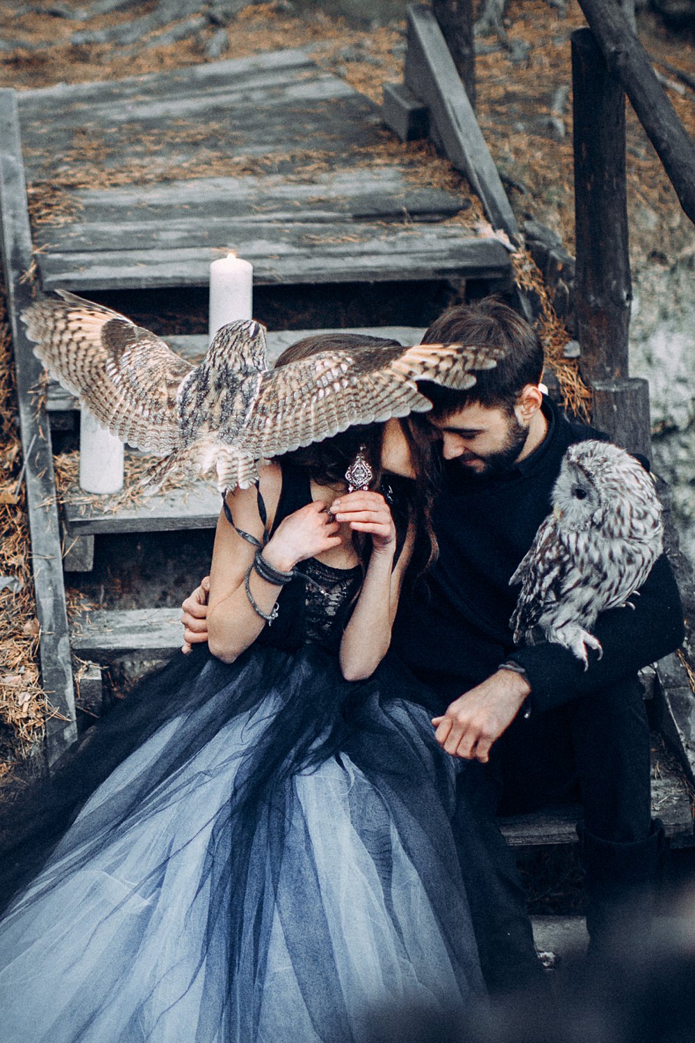 Зимняя свадебная фотосессия с совами.