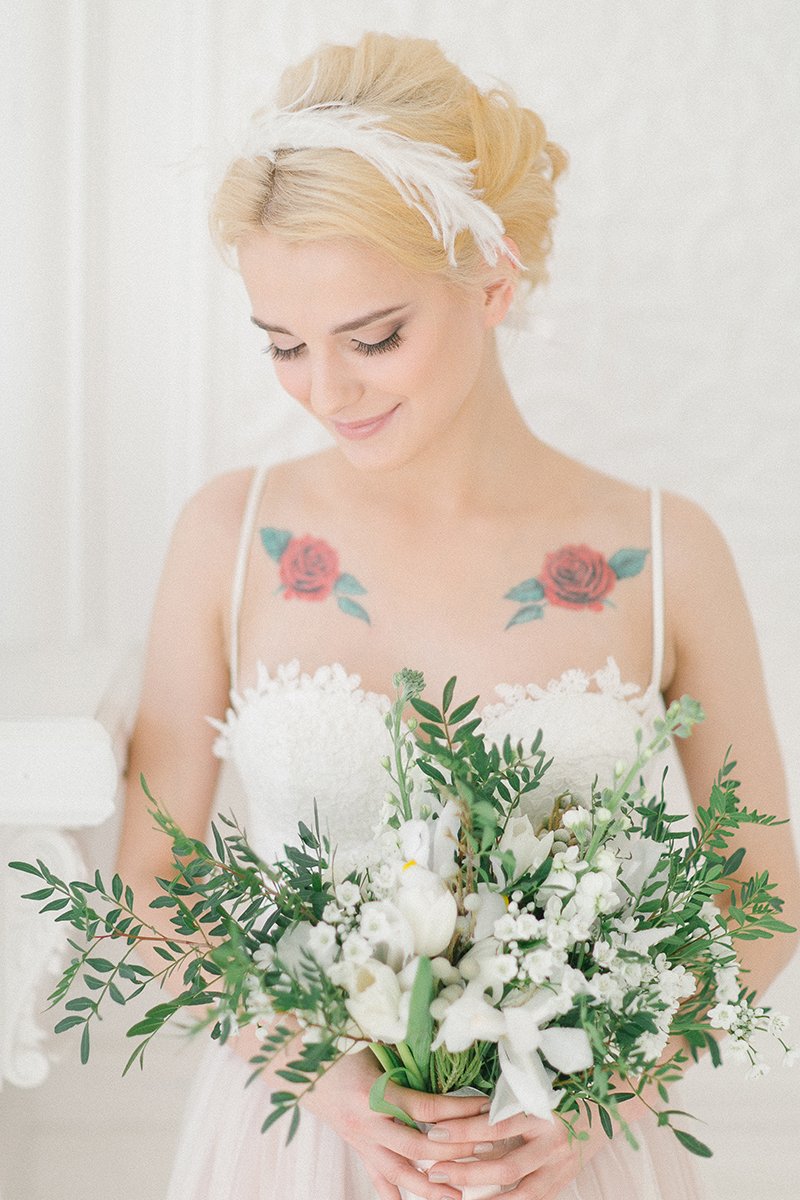 Фото невеста с букетом цветов