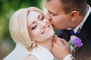 Портрет счастливой жены