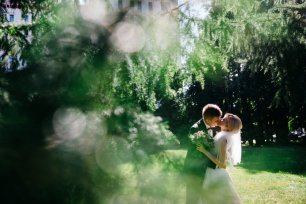 Романтический поцелуй