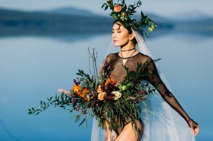 Утро невесты на берегу озера Зюраткуль