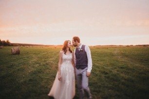 Cвадебная прогулка на закате