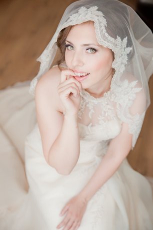 Фата с кружевным обрамлением
