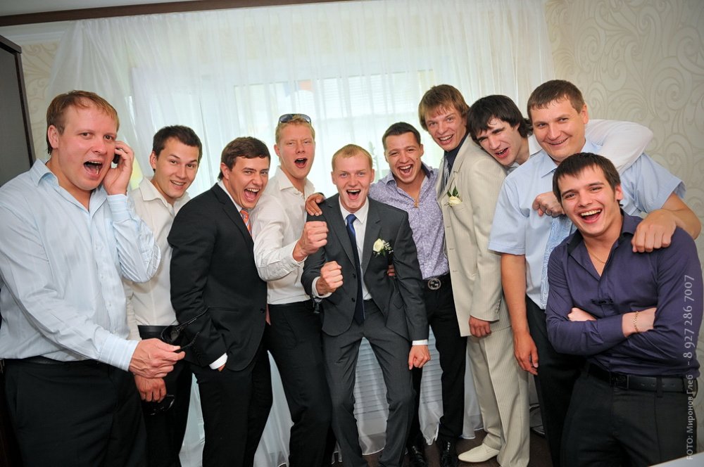 Ваш Фотограф - 8 927 286 7007
http://vk.com/mironovgleb