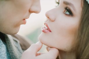 Выразительный свадебный макияж