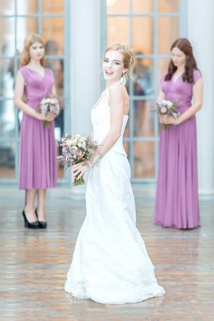 Невеста с подружками
