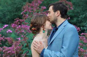 Нежный поцелуй любимого