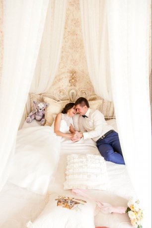 Студийная съемка жениха и невесты