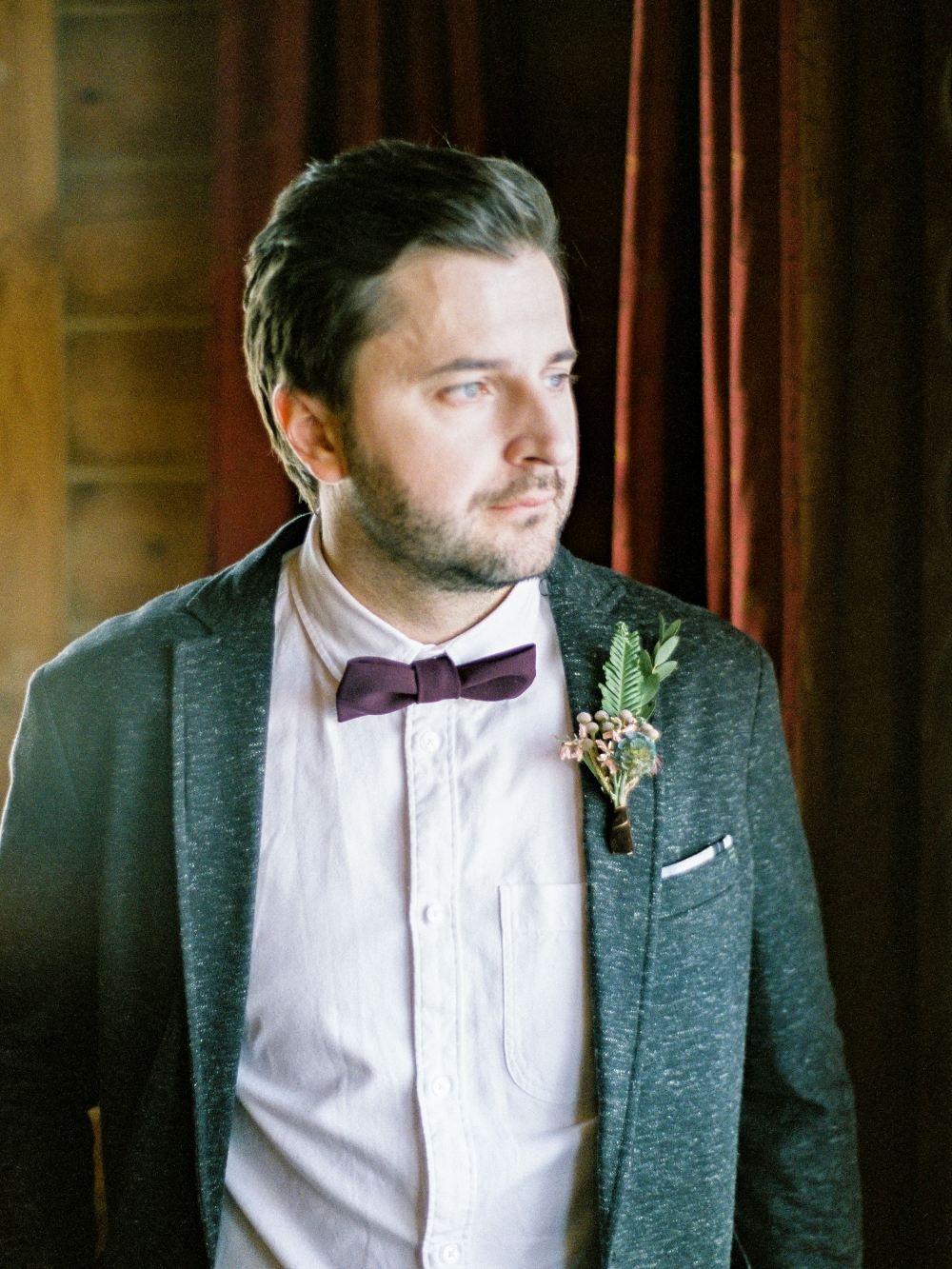 Стилизованная фотосессия. МК Андрея Овчаренко.
Снято на пленку