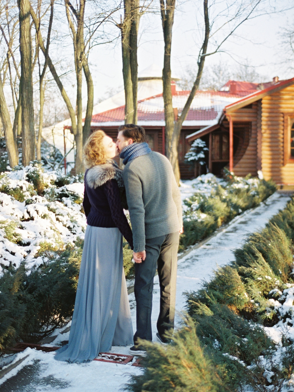 Стилизованная фотосессия. МК Андрея Овчаренко.
Снято на пленку