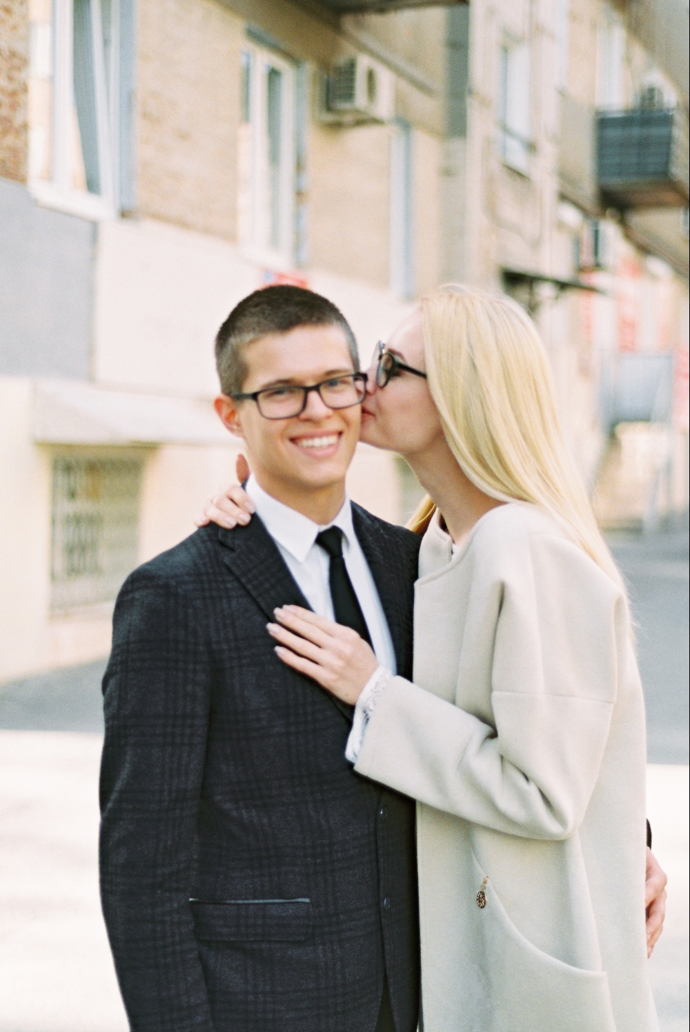 Романтическая история. Вова и Оля
Снято на пленку 