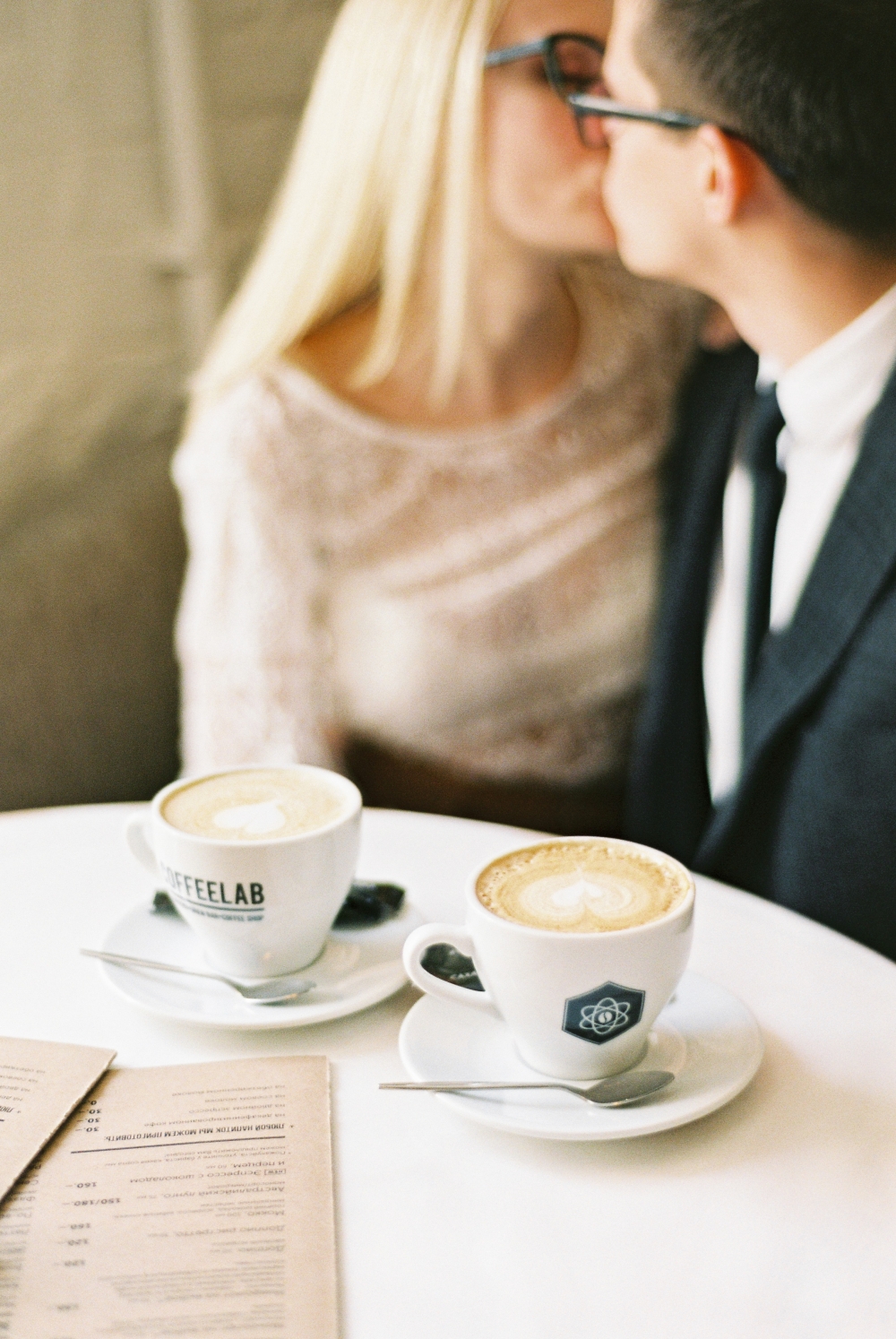 Романтическая история. Вова и Оля
Снято на пленку 