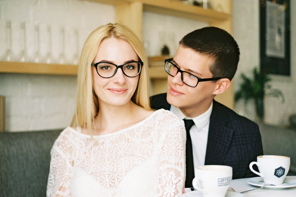 Романтическая история. Вова и Оля
Снято на пленку 