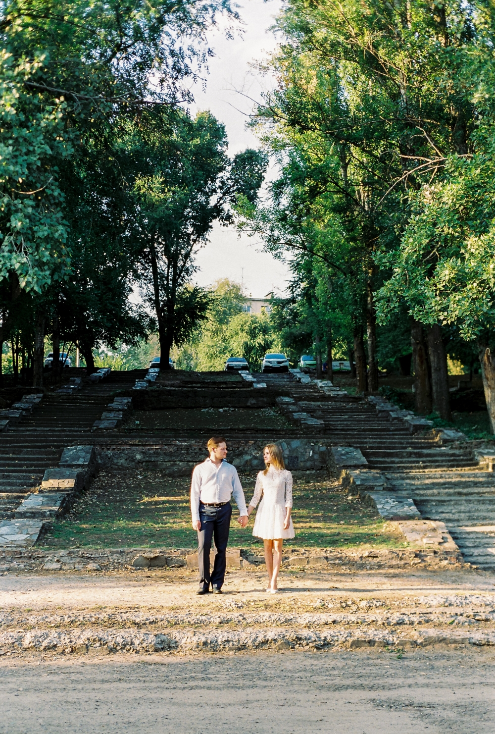 Романтическая история. Борис и Екатерина.
Снято на плёнку
