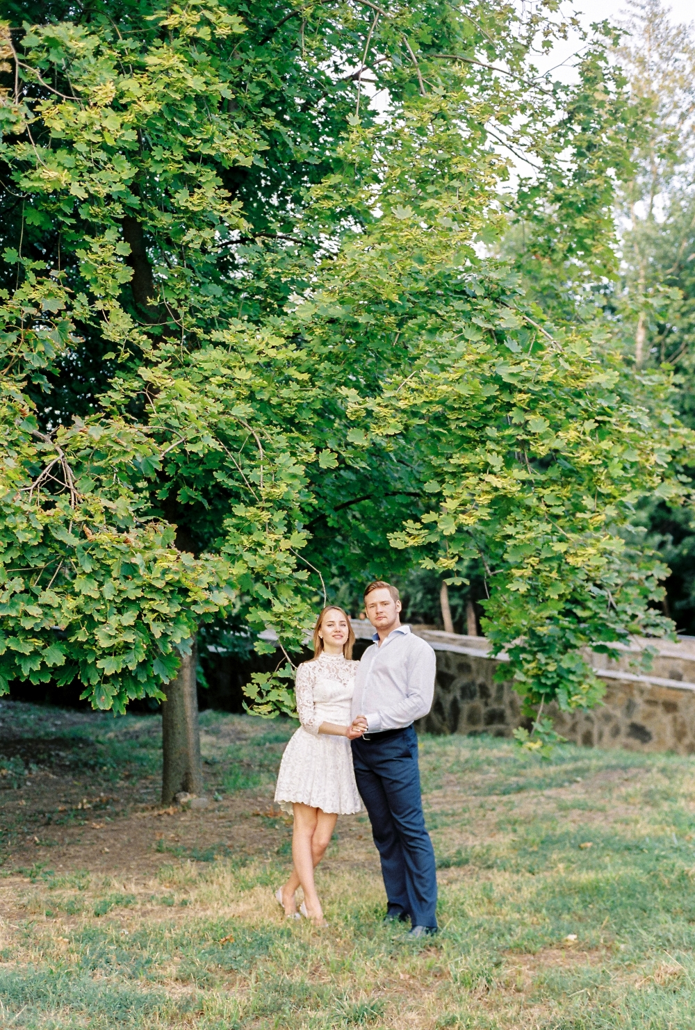 Романтическая история. Борис и Екатерина.
Снято на плёнку